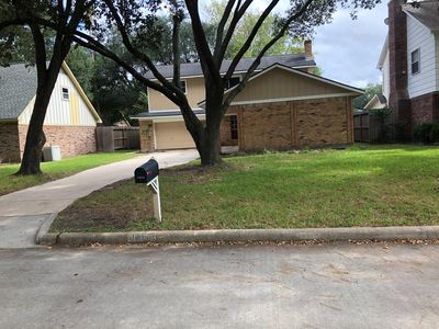 1806 Redwood Ct, Sugar Land, TX, 77498