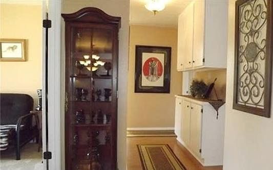 4th image of 7661 Atron Ave