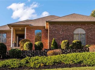 5011 Bent Creek Dr, Floyds Knobs, IN