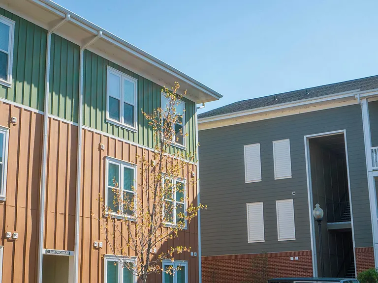 South Junction Apartments — Photo 38