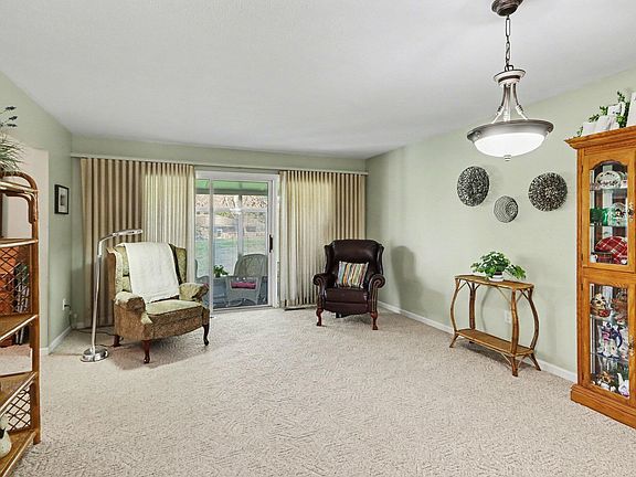 4th image of 5126 Green Meadow Rd