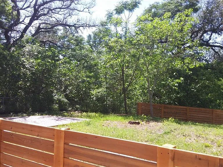 1166 Ridgeway Dr — Photo 17