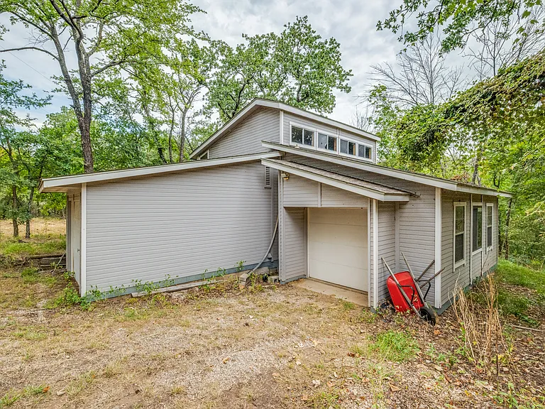 2233 Wood Hollow Rd — Photo 27