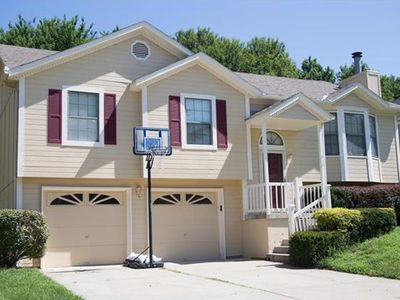 432 SE Ashton Dr, Lees Summit, MO, 64063