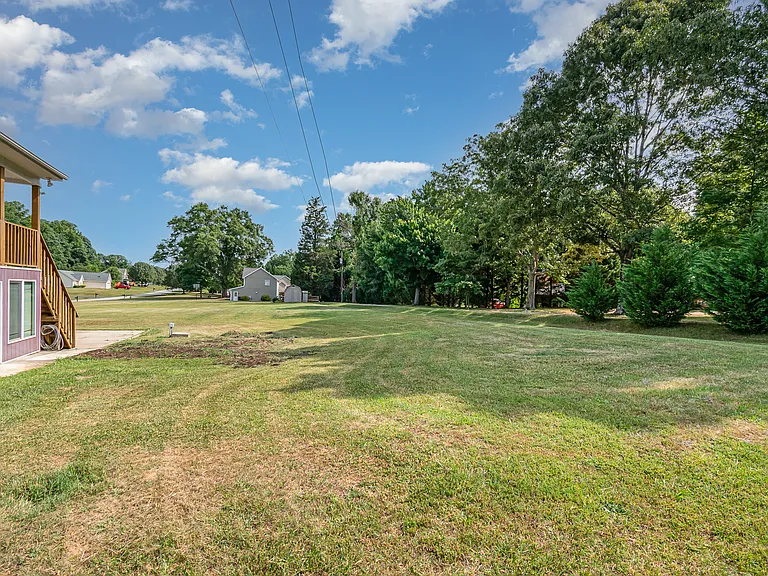 715 Afton Park Dr — Photo 18