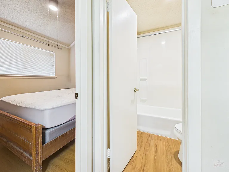 1905 San Gabriel St #206 — Photo 9
