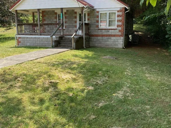 48618 Veterans Memorial Hwy, Dryden, VA 24243