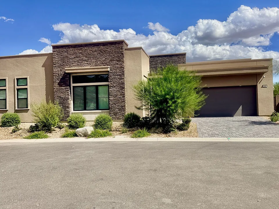 4680 Outlook Peak St