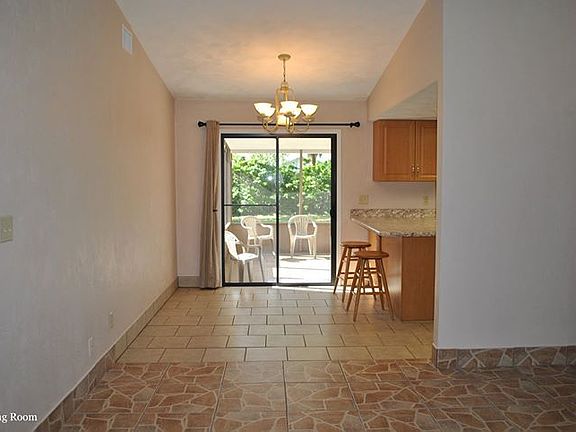 5th image of 406 Plumosa Ave