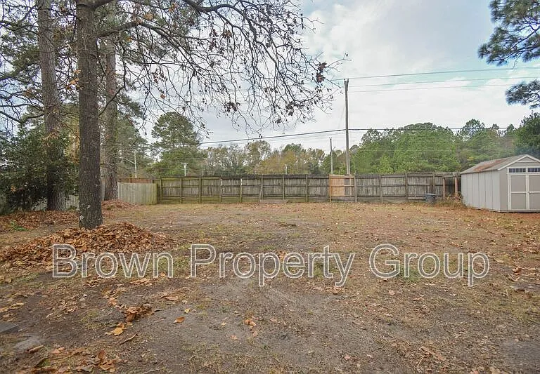 1651 Greenock Ave — Photo 23
