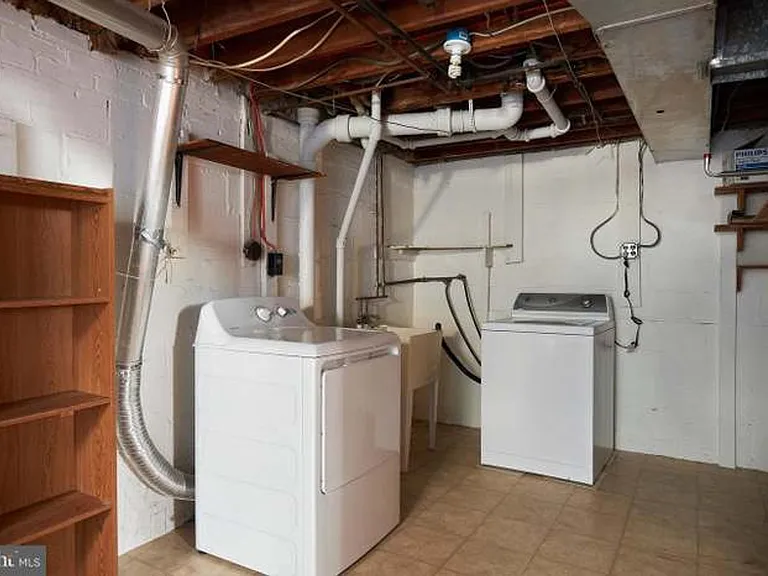 221 Dale Dr — Photo 26