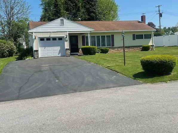 444 W Pauline Dr, Clearfield, PA 16830