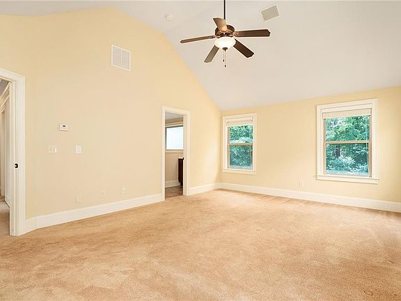 4th image of 4332 Meadow Wind Dr