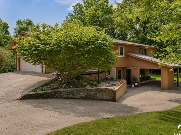 1025 Acorn Dr, Eudora, KS 66025