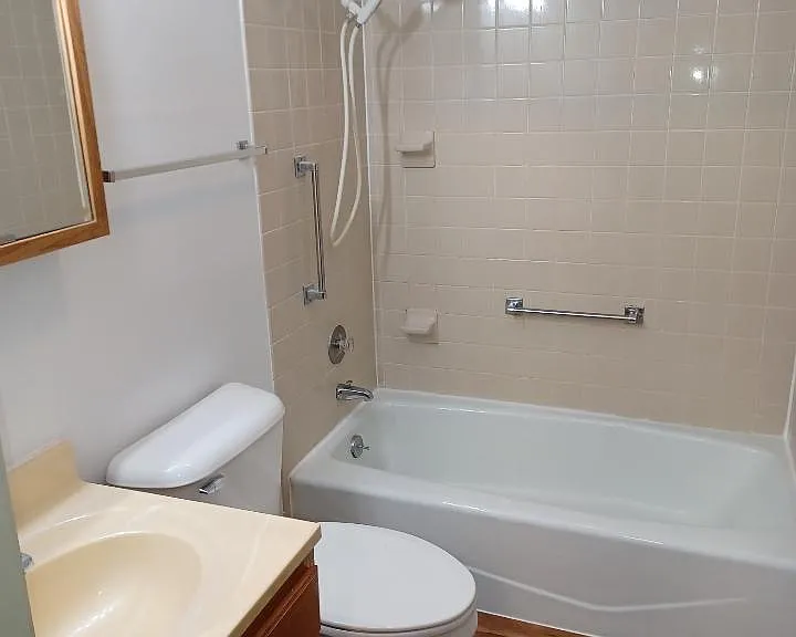 217 S Oak St #1 — Photo 6