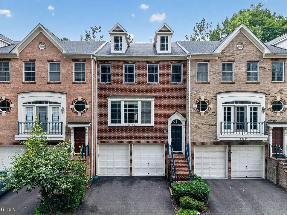 12285 Engelmann Oak Ln
