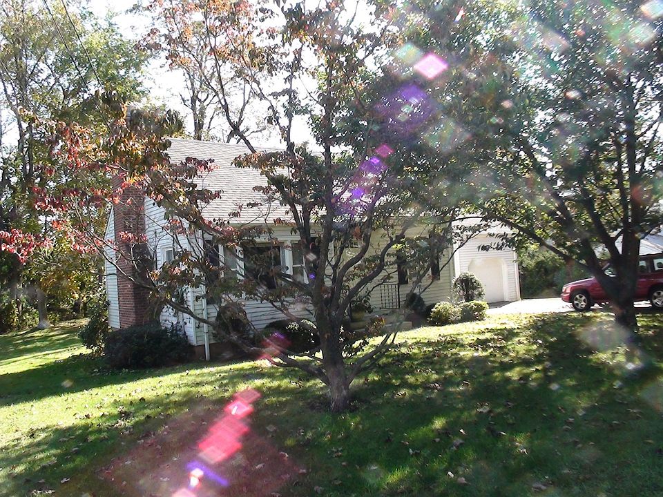 1st image of 91 Pleasant Ave