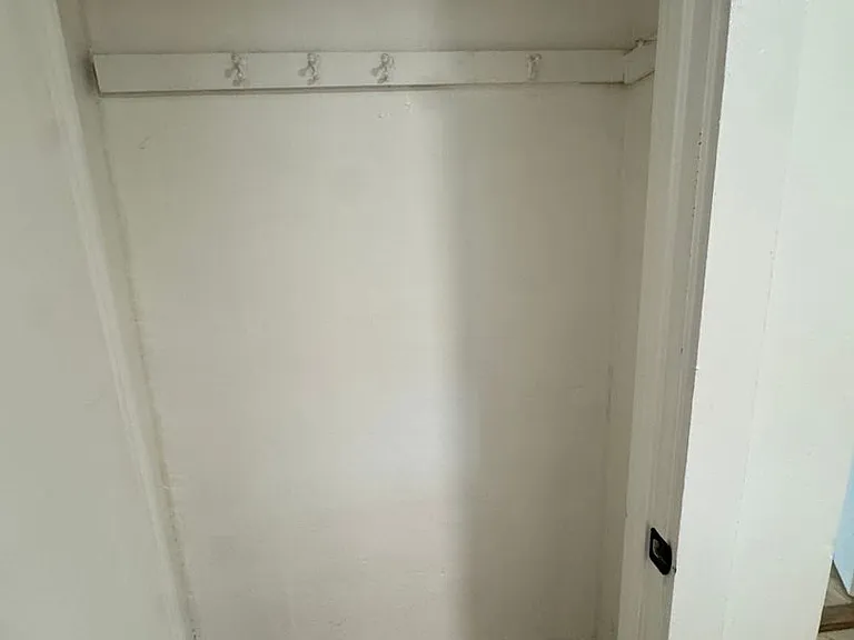 47 South Street — Photo 8