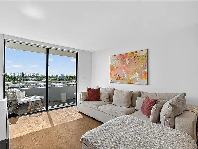 8201 Byron Ave #502 — Photo 13
