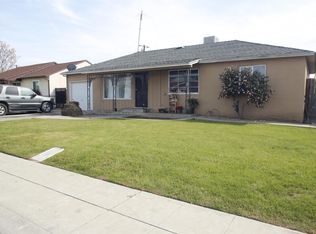 4022 E El Monte Way, Fresno, CA 93702