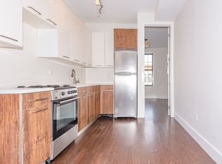 802 Saint Johns Pl #R4, Brooklyn, NY 11216