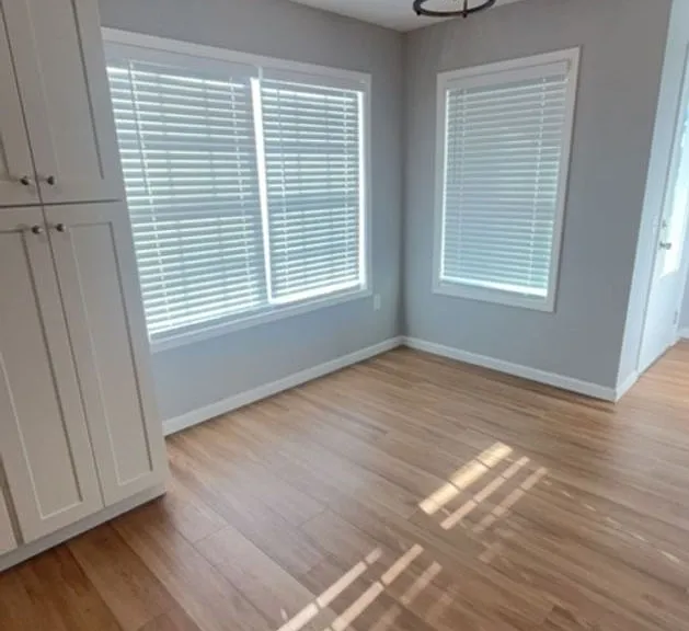 467 Pine St — Photo 2