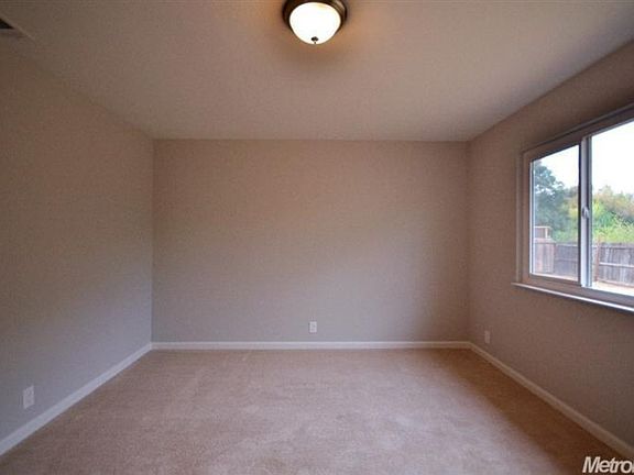 5th image of 5755 E Comanche Dr