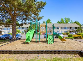 950 N 2nd St #62, Silverton, OR