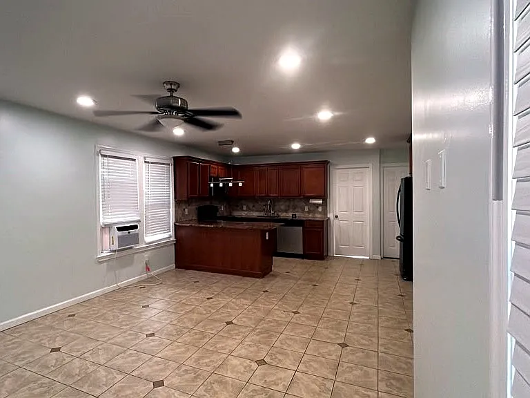 52 Marlboro Rd #1 — Photo 2