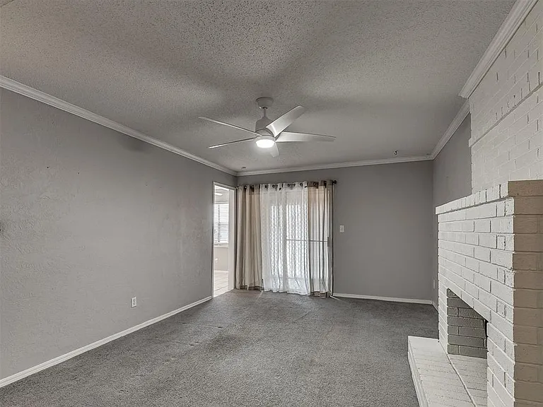 1703 E Lindsey St — Photo 13
