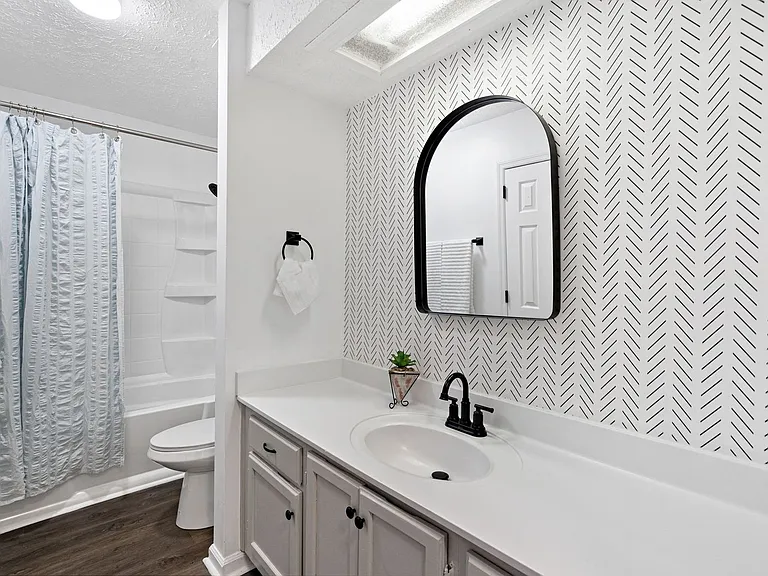 304 Deerpoint Dr — Photo 9