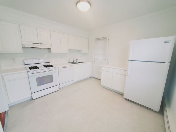 40 Kirkham Pl #2