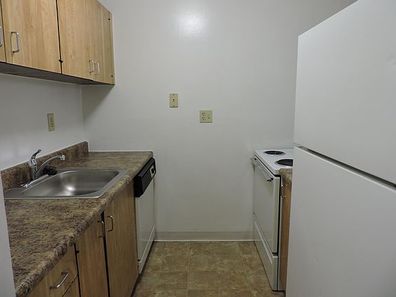 3rd image of 1944 Sidney St APT A
