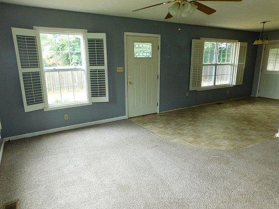 5th image of 70 Baker Dr