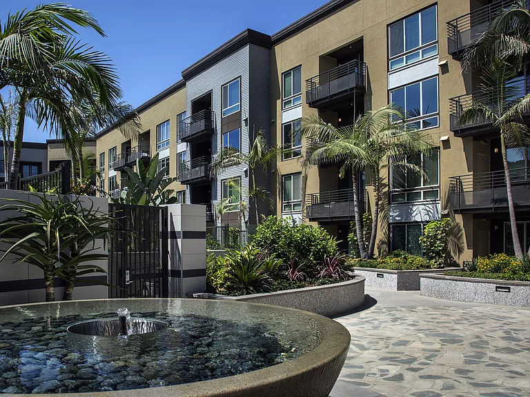 Purl Apartments — Photo 21