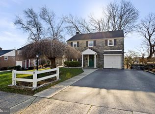 64 Warrior Rd, Drexel Hill, PA 19026