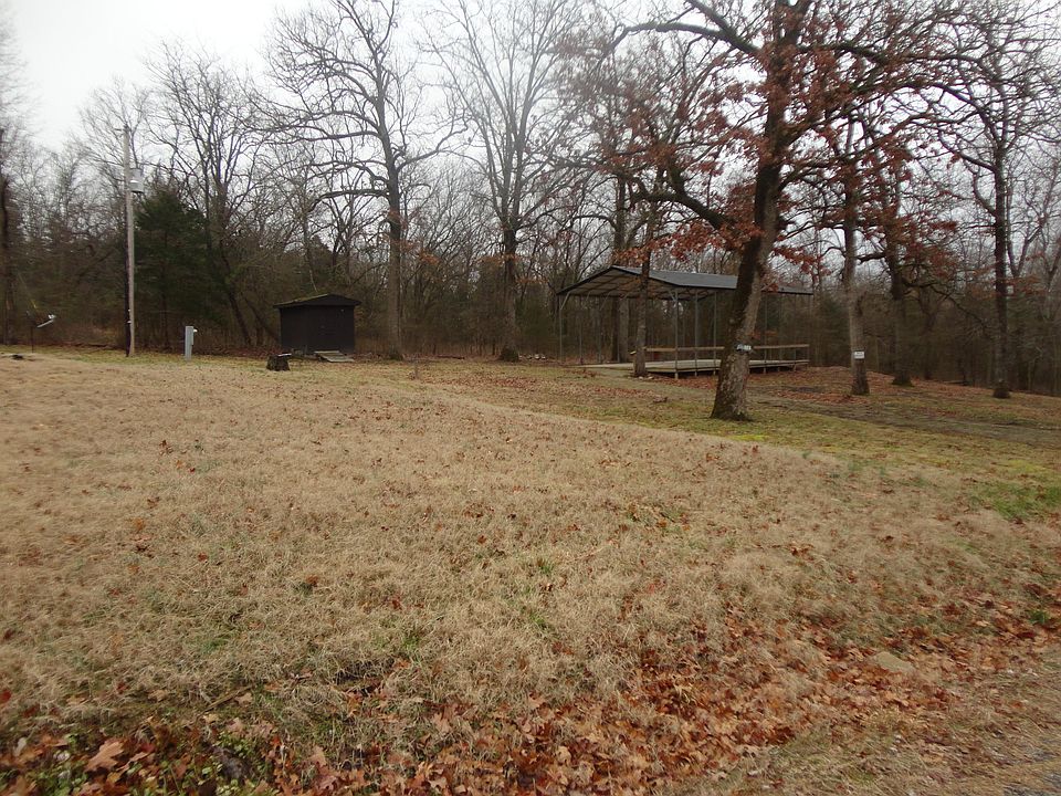 2nd image of 203 Badger Ln