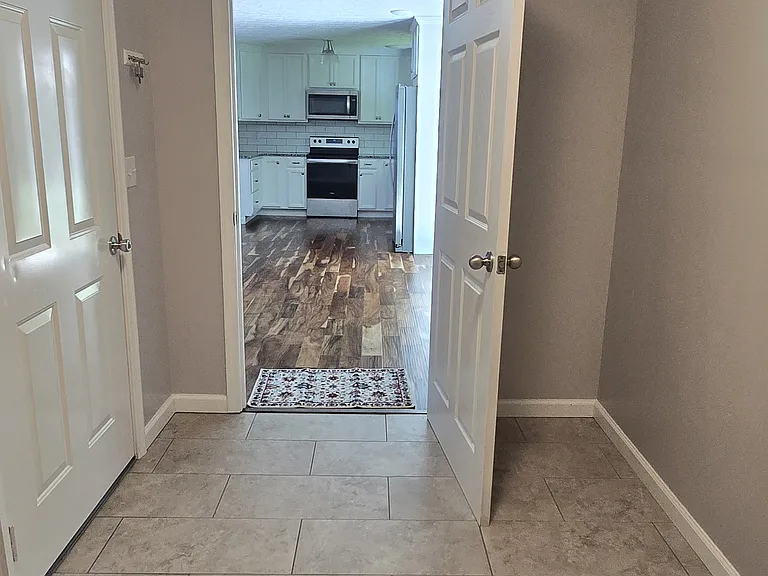 2 Lambeth Ct — Photo 46