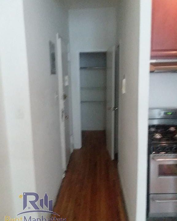 2nd image of 407 E 88th St APT 1