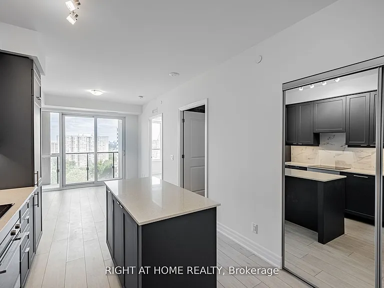 30 Elm Dr W #1103 — Photo 11