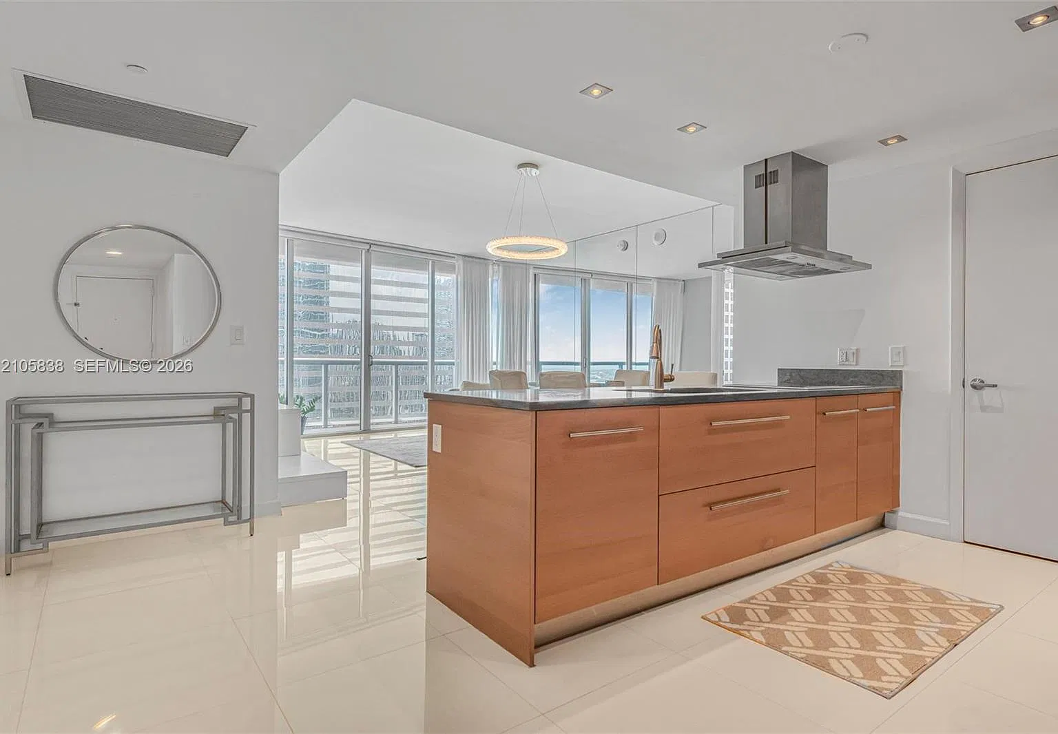 Icon Brickell No Two — Photo 4