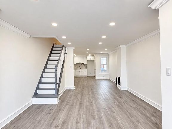 2nd image of 3828 K St