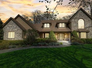 14705 W Fleetwood Ln, New Berlin, WI 53151