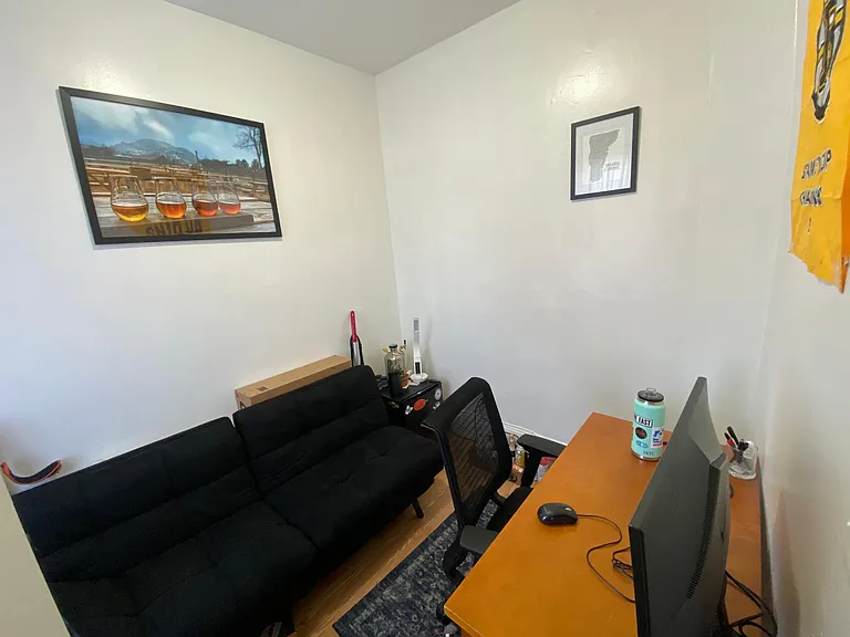 520 Saratoga St #3 — Photo 6