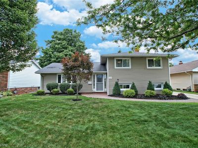 1235 Cordova Rd, Mayfield Heights, OH, 44124