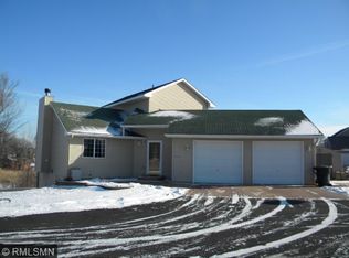25954 W Comfort Dr, Wyoming, MN 55092