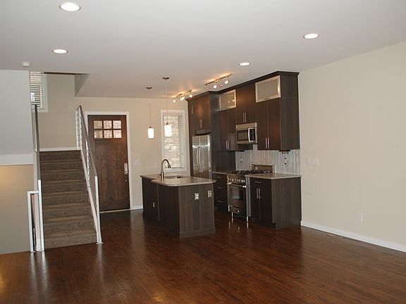 2nd image of 522 N University Blvd