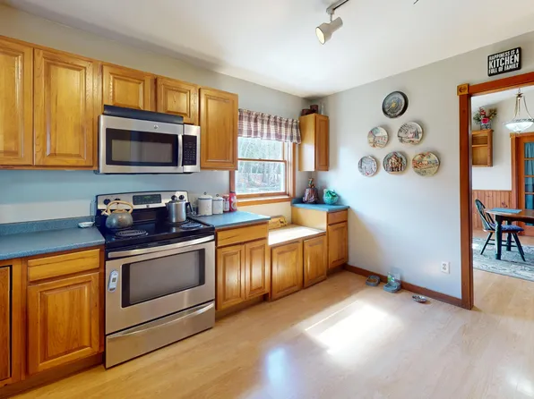 303 Phinney Farm Road, Lincoln, ME 04457