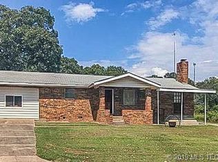 1201 Palmer Ln, Eufaula, OK 74432