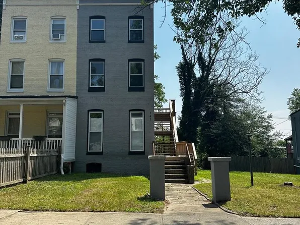 141 S Augusta Ave, Baltimore, MD 21229